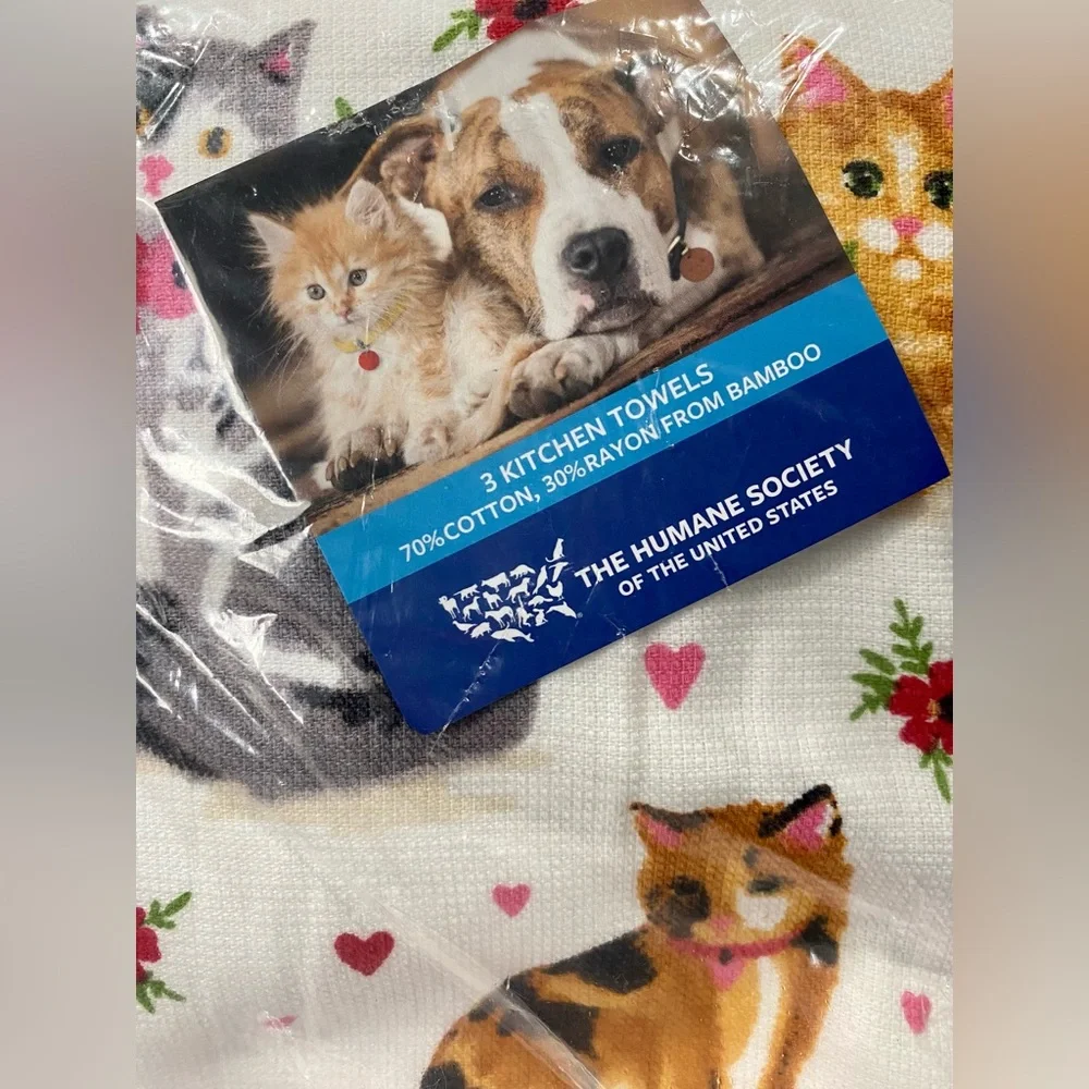 Humane Society Cats Kittens Pets Floral Hearts White Red Kitchen Towel Set of 3 - Picture 2 of 9